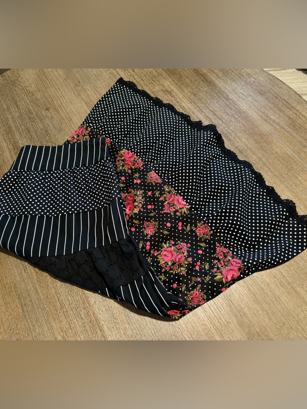 Vintage Candie's Black Tiered A-Line Skirt with Pink Floral & Dots - Picture 5 of 5